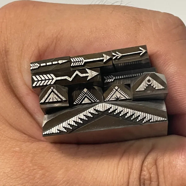 1PC Navajo Triangle Indian American Style Metal Stamps
